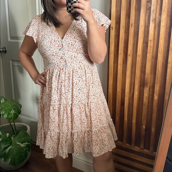 Petal And Pup Dancer Dress in Tan. Size 8 - Picture 7 of 12